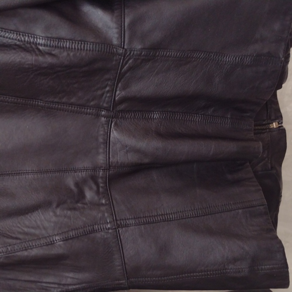 Ann Klein Vintage Lamb Leather Beautifully Cut in Back - Picture 14 of 16